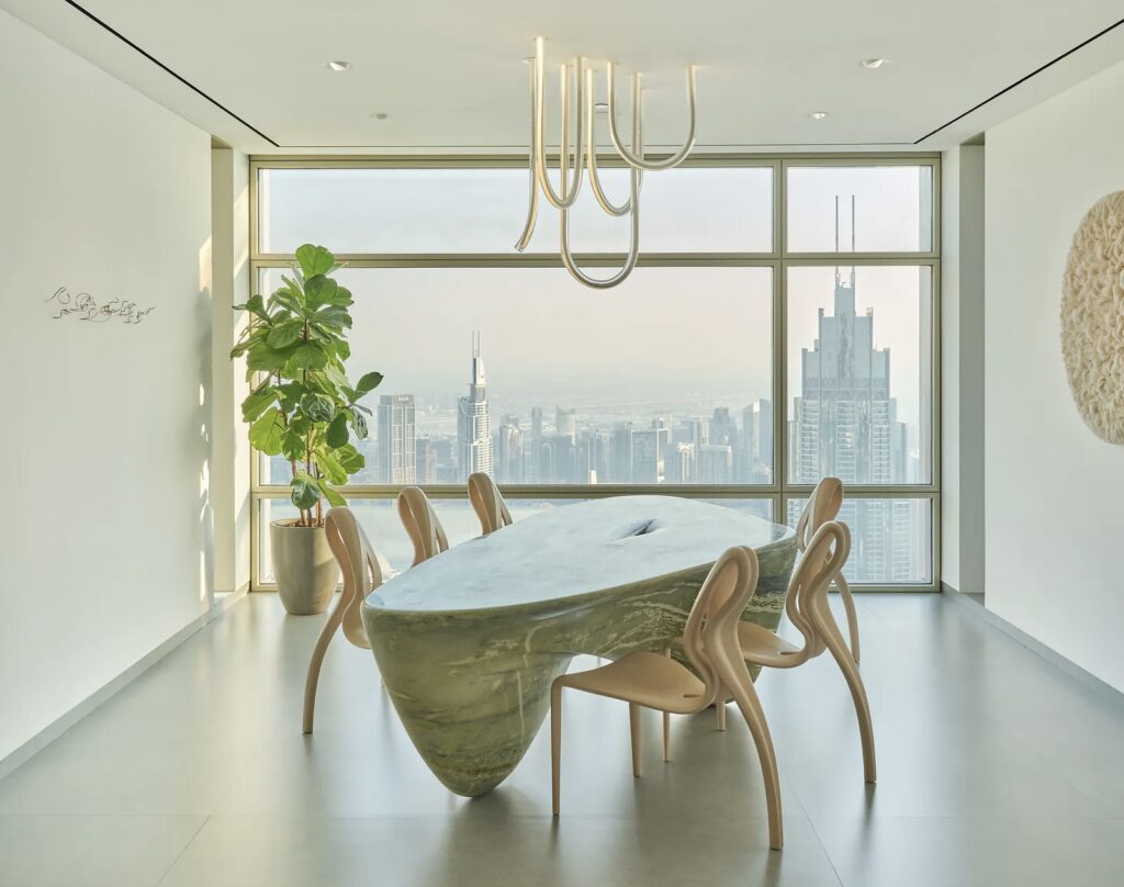 Living Among Art: Homes Designed as Private Galleries - The Handcrafted ...