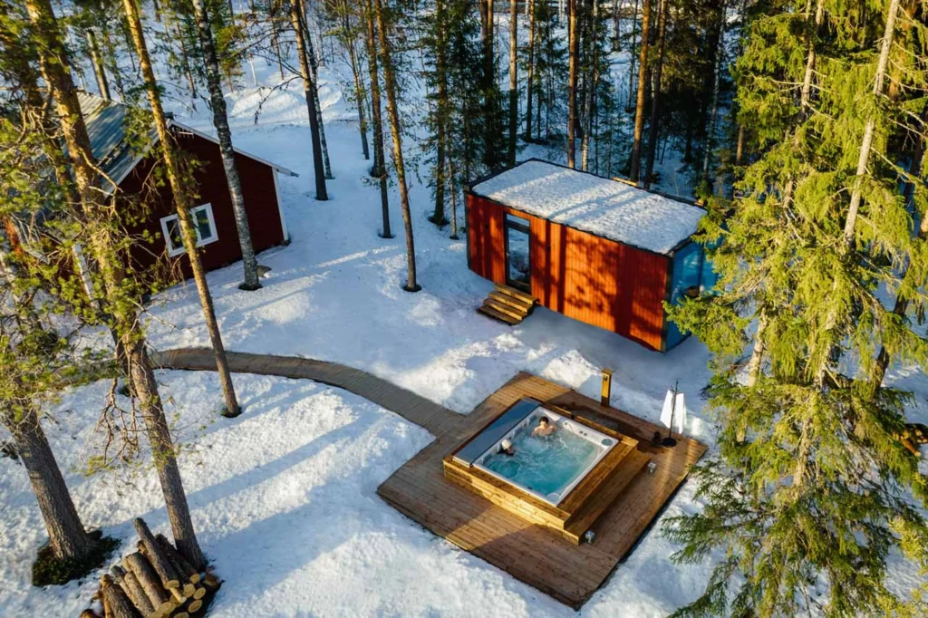The Allure of Off-Grid Luxury: Designing Self-Sufficient Retreats - The ...