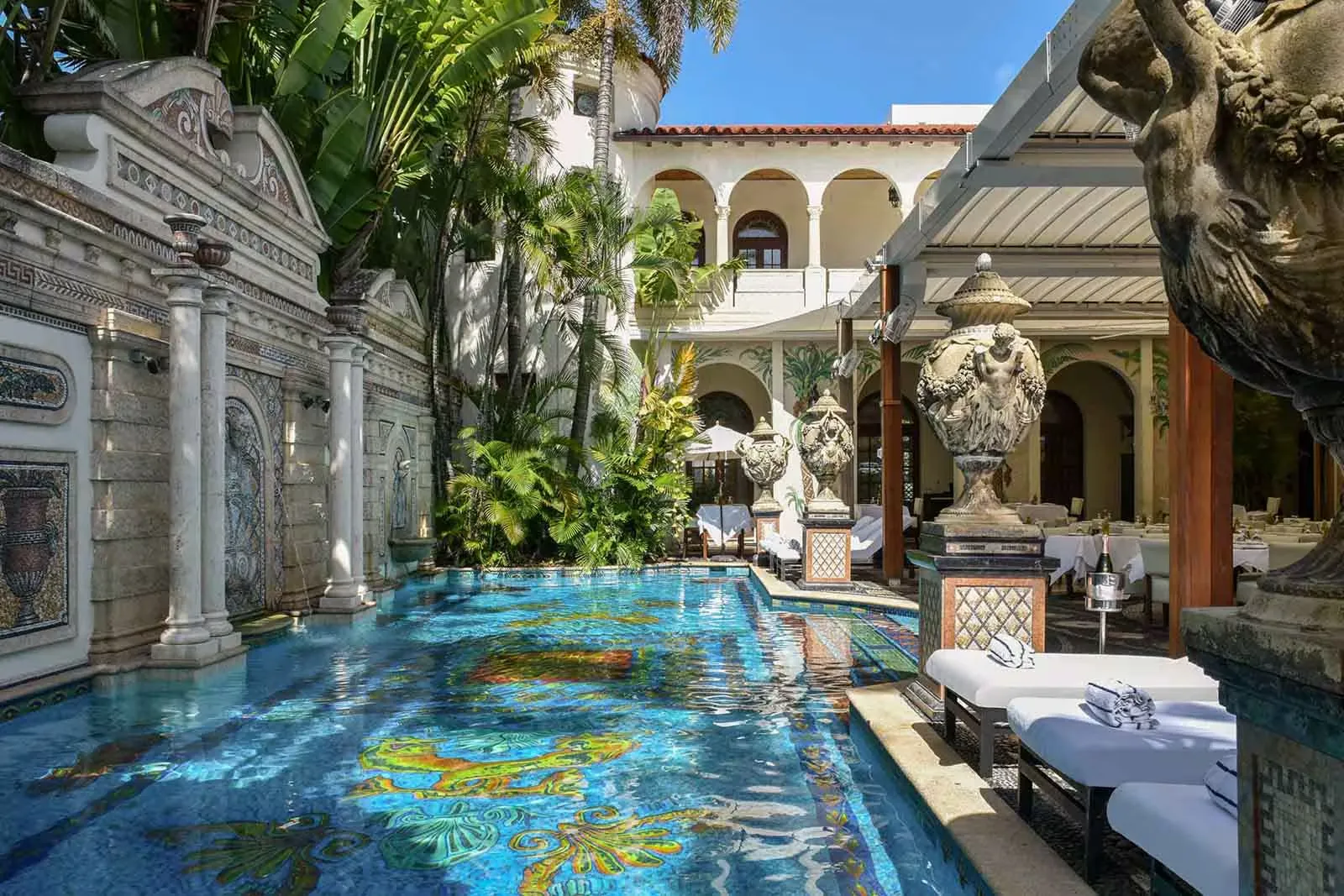 villa casa casuarina: Mosaic Pool