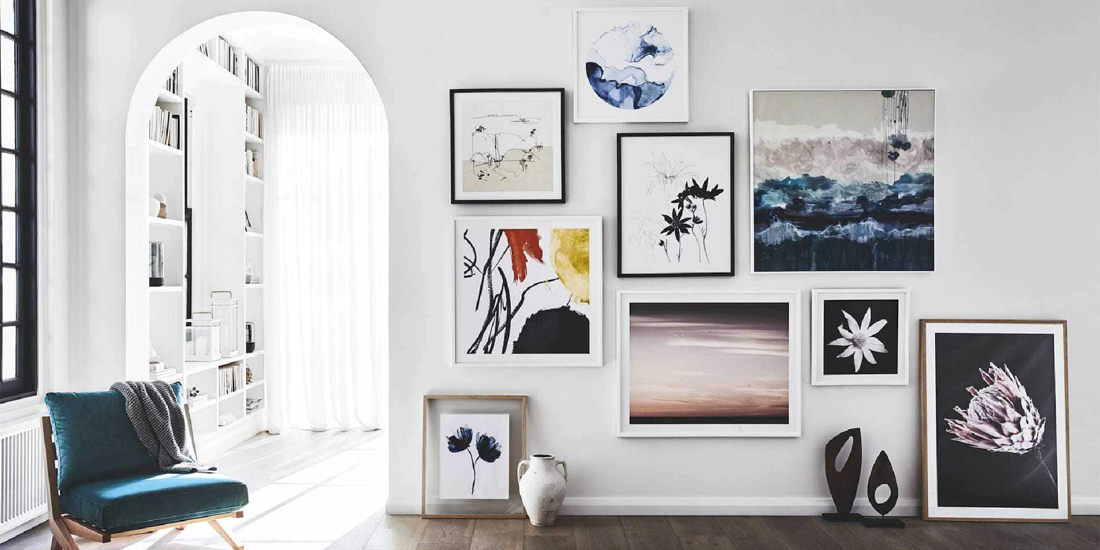 Gallery-Style Interiors in Luxury Homes