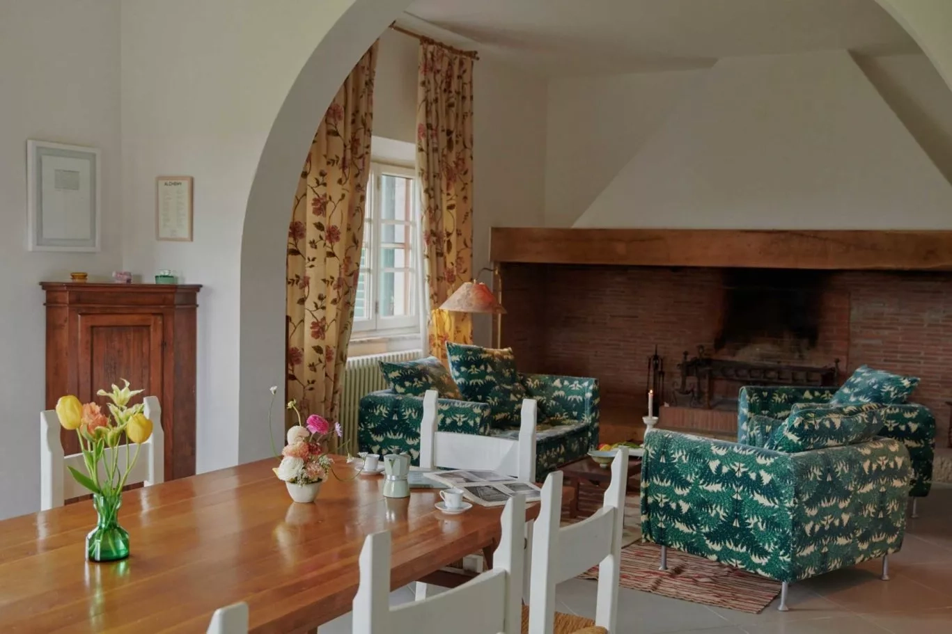 Villa Lena interior decor, with upholstered sofas and table